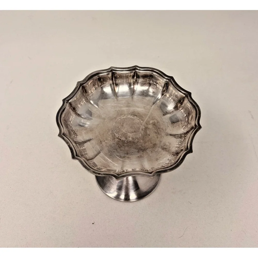 Vintage Chippendale International Silver Co Silverplate Pedestal Candy Dish Bowl